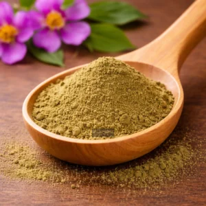 Banaba powder in a wood spoon